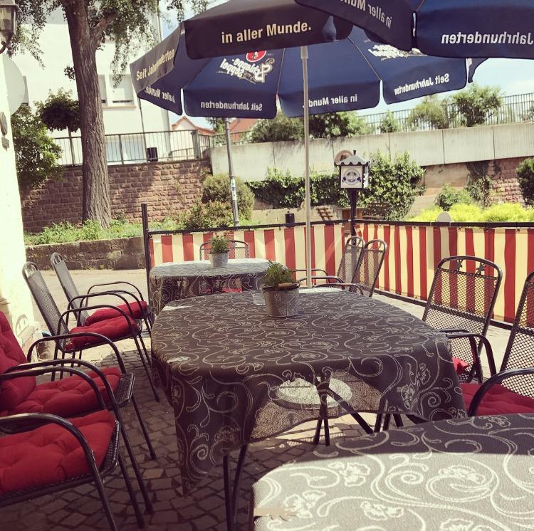 Hotel & Restaurant Zum Karpfen Obernburg am Main Buitenkant foto